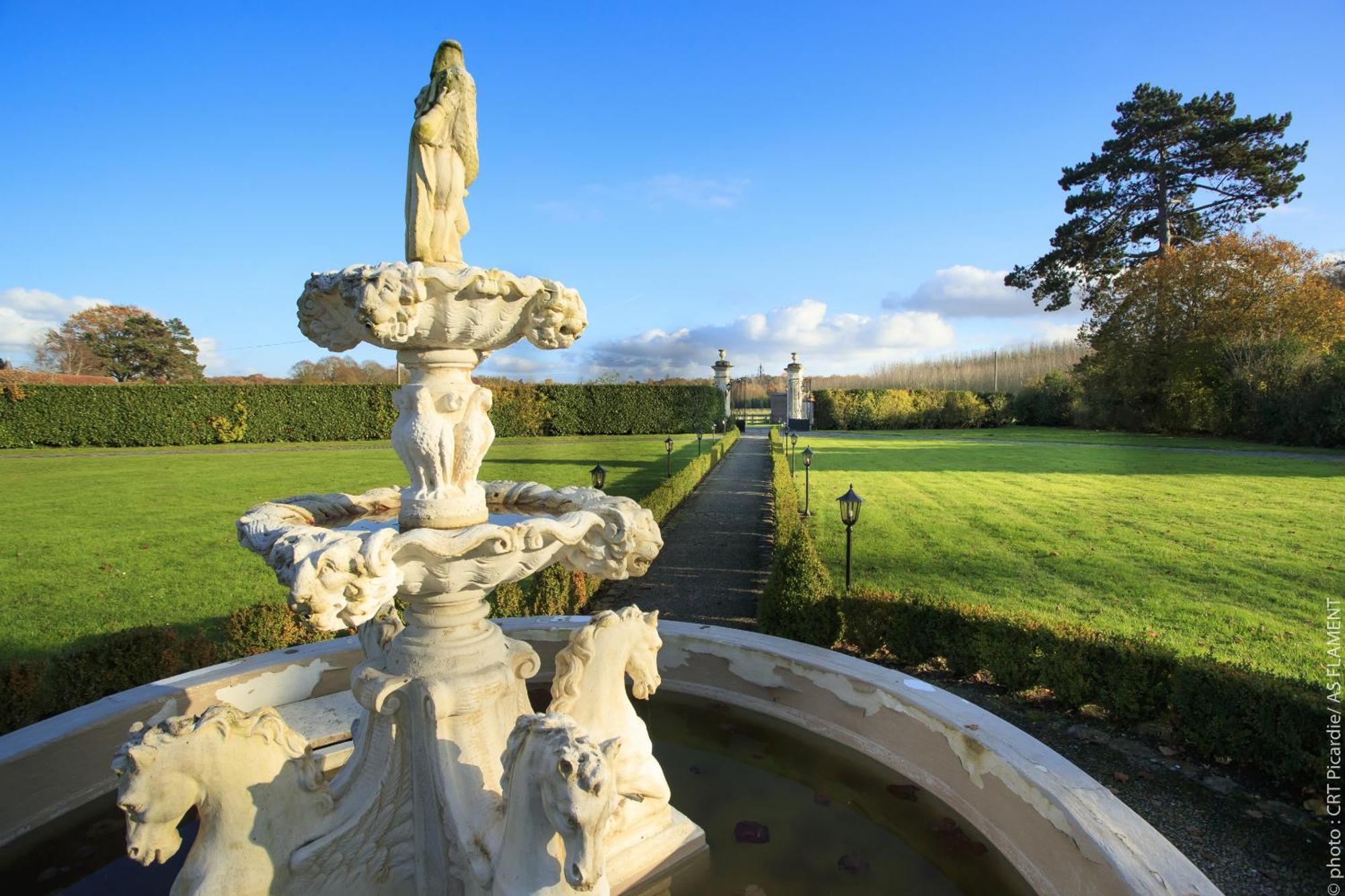 Chateau De Breuil Bed and Breakfast Bruyères-et-Montbérault Eksteriør billede
